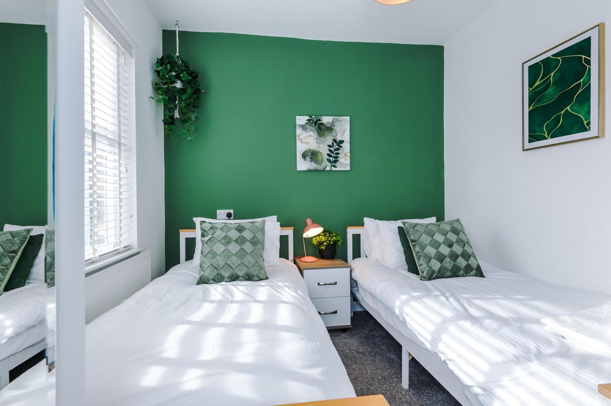Large 7 Bedroom Town House In Chester City Centre Екстериор снимка