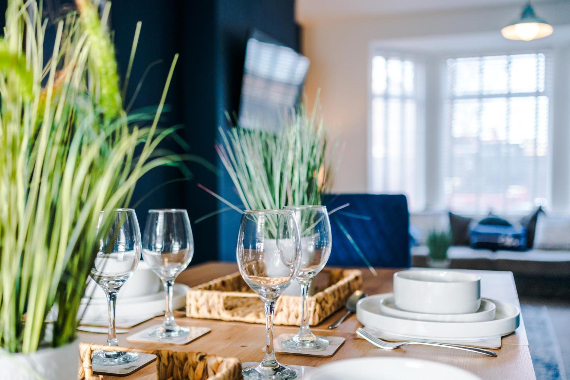 Large 7 Bedroom Town House In Chester City Centre Екстериор снимка